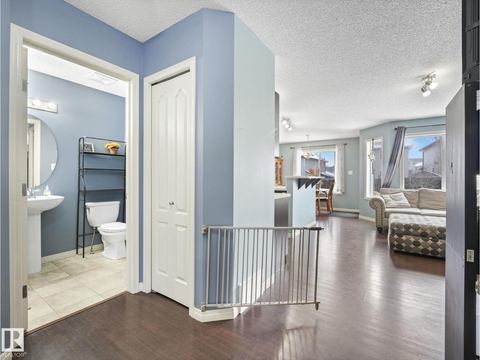 32 CARAGANA WY, Fort Saskatchewan