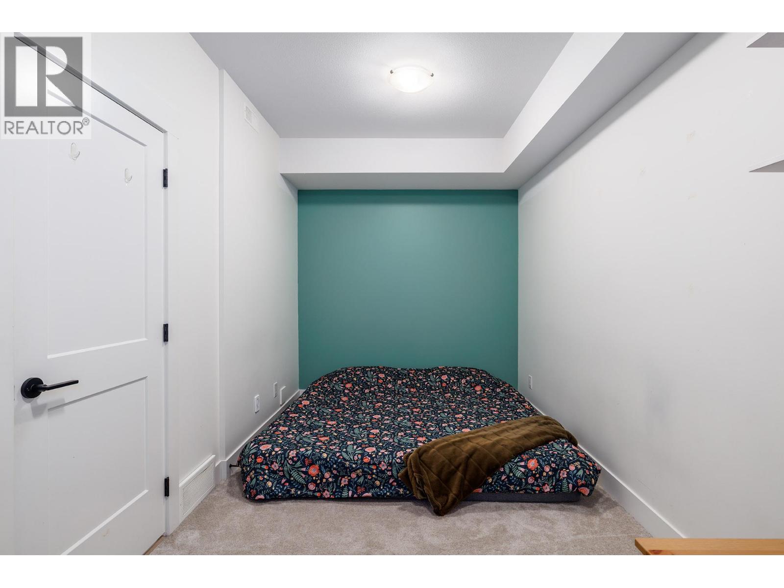 #52 12798 Lake Hill Drive - 21
