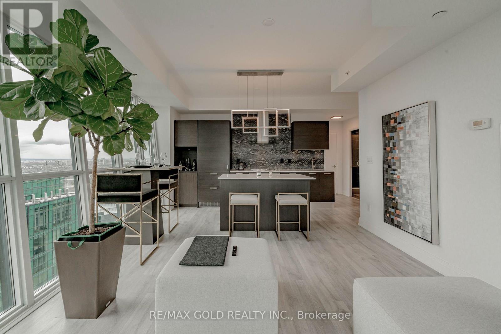 #3803 9 BOGERT AVENUE - 19