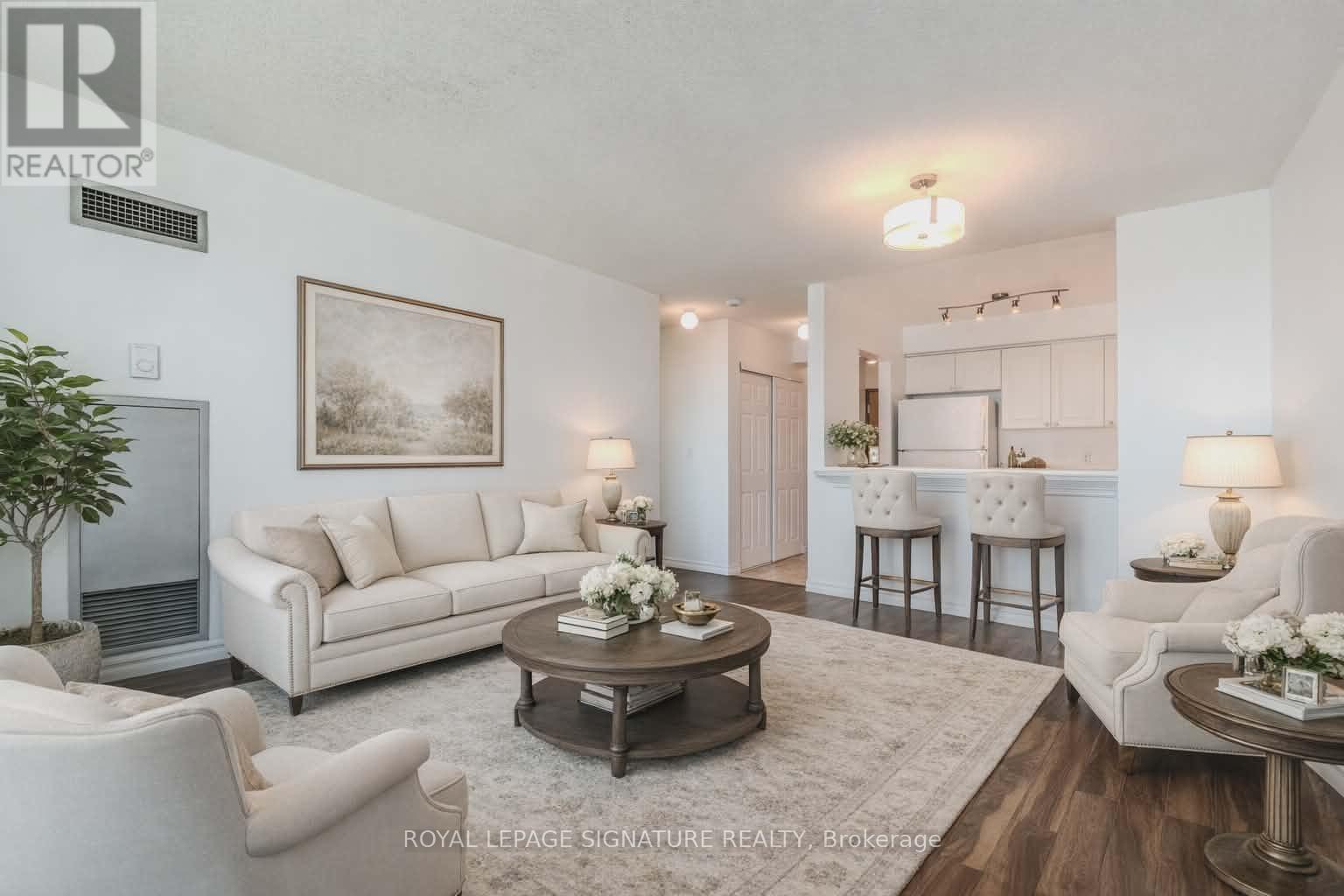 #1203 1 LEE CENTRE DRIVE - 4
