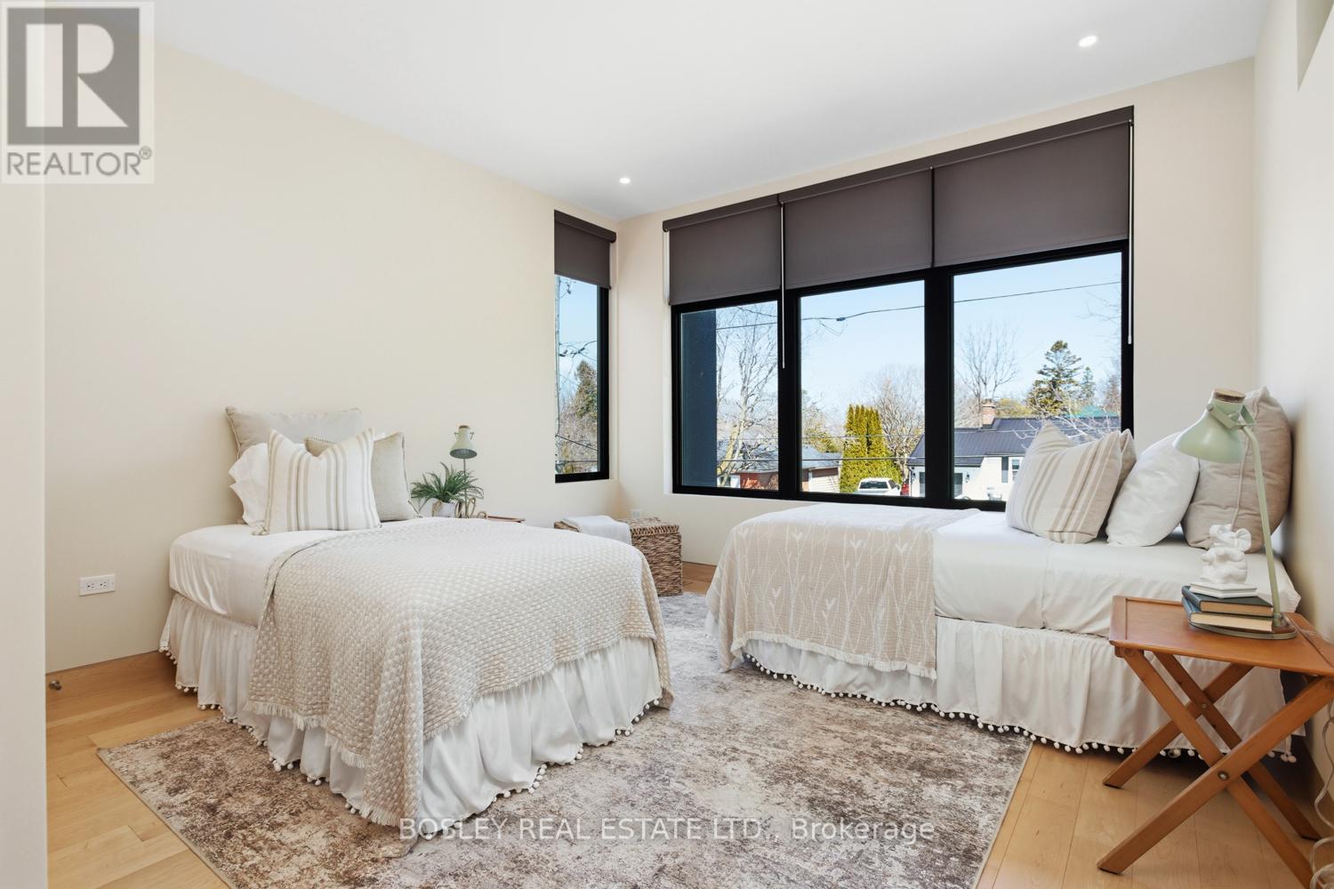 271B TWEED STREET - 37