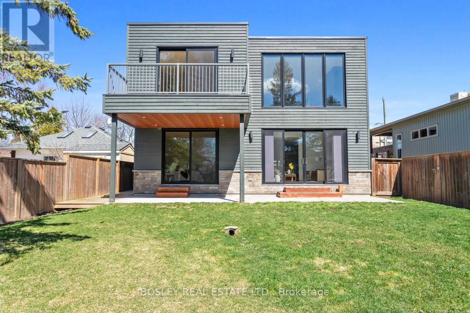 271B TWEED STREET - 40