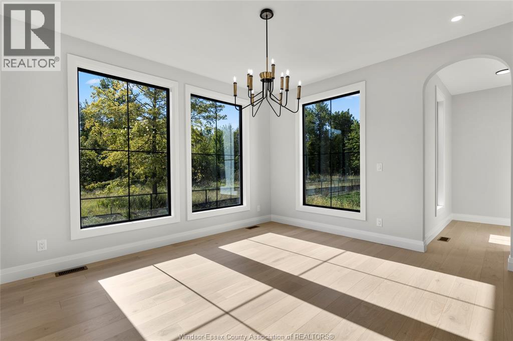 257 CHARLES - 18