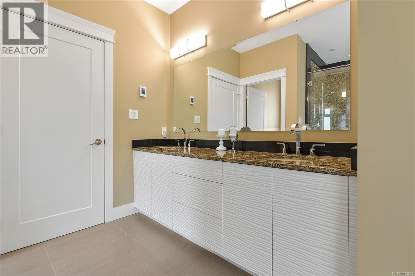 627 St. Andrews Lane, Cobble Hill