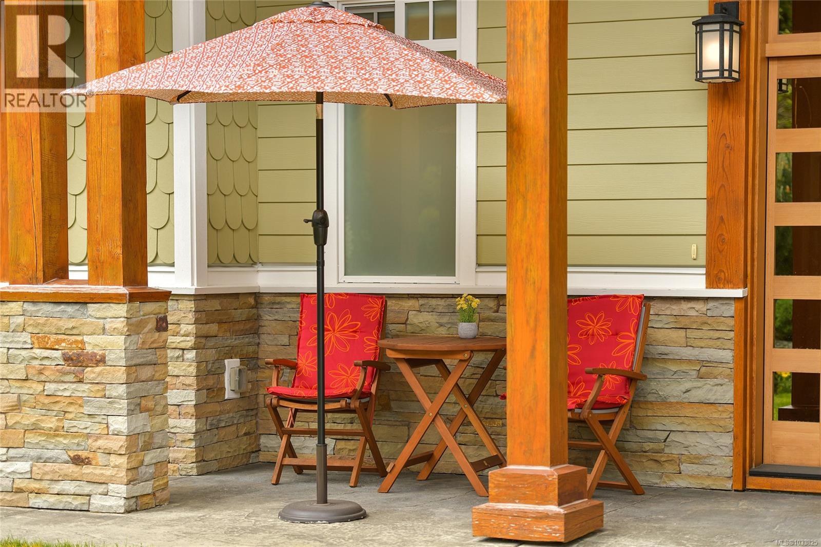 627 St. Andrews Lane, Cobble Hill