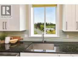 Kitchen - 627 St. Andrews Lane, Cobble Hill, BC V8H0K8 Photo 14