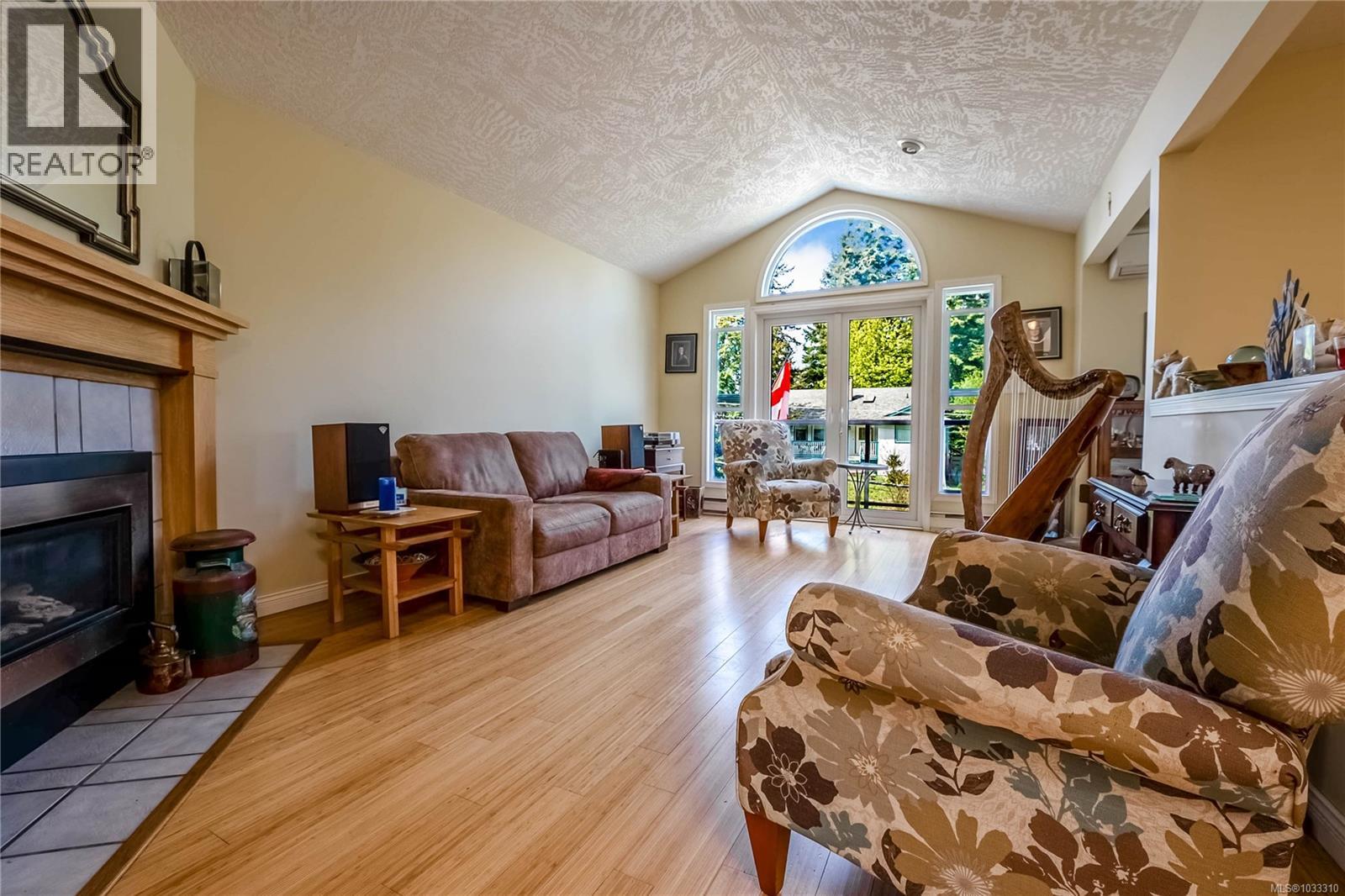 6767 Foreman Heights Dr, Sooke