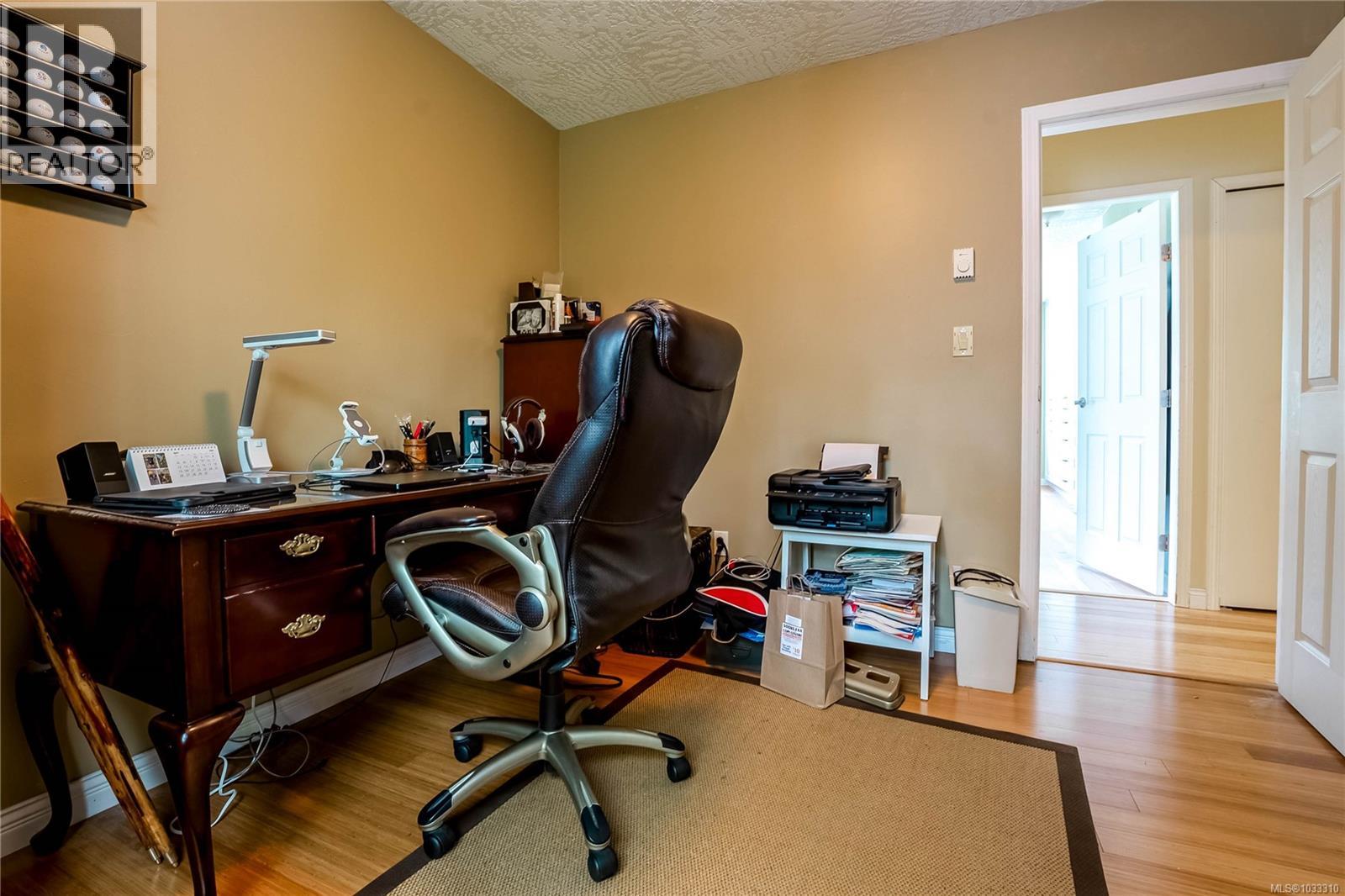 6767 Foreman Heights Dr, Sooke