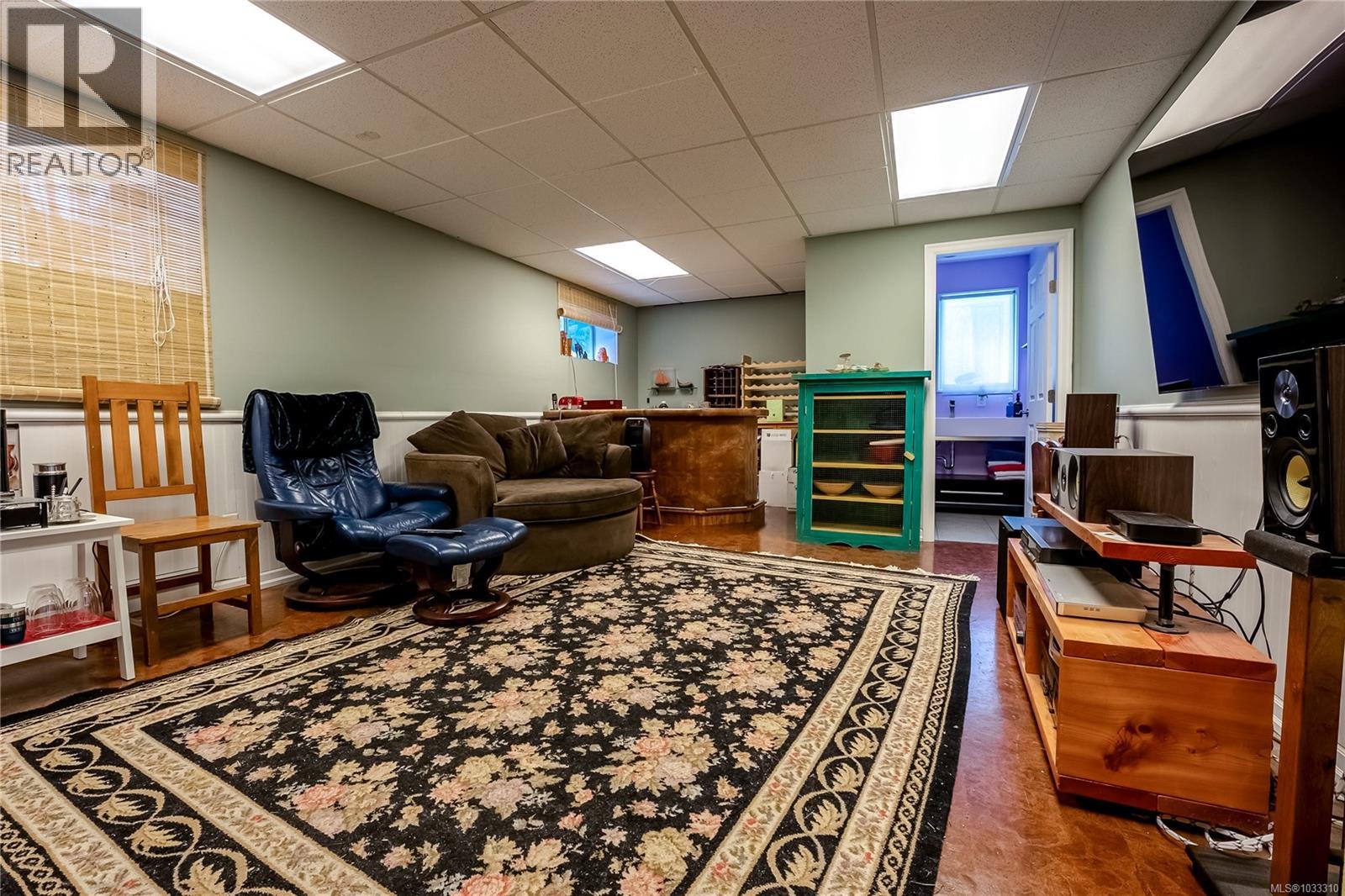 6767 Foreman Heights Dr, Sooke