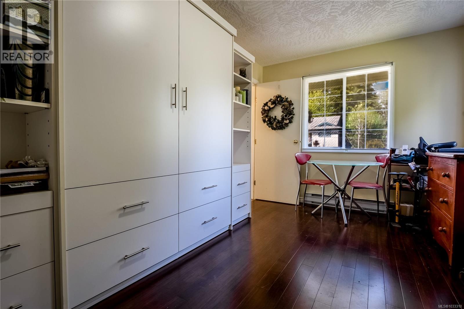 6767 Foreman Heights Dr, Sooke