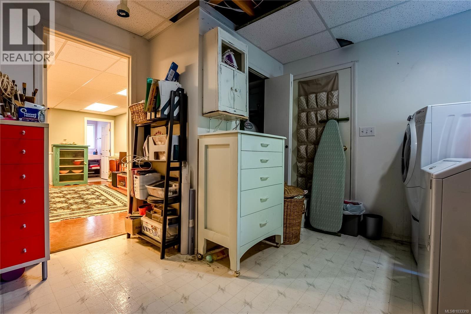 6767 Foreman Heights Dr, Sooke