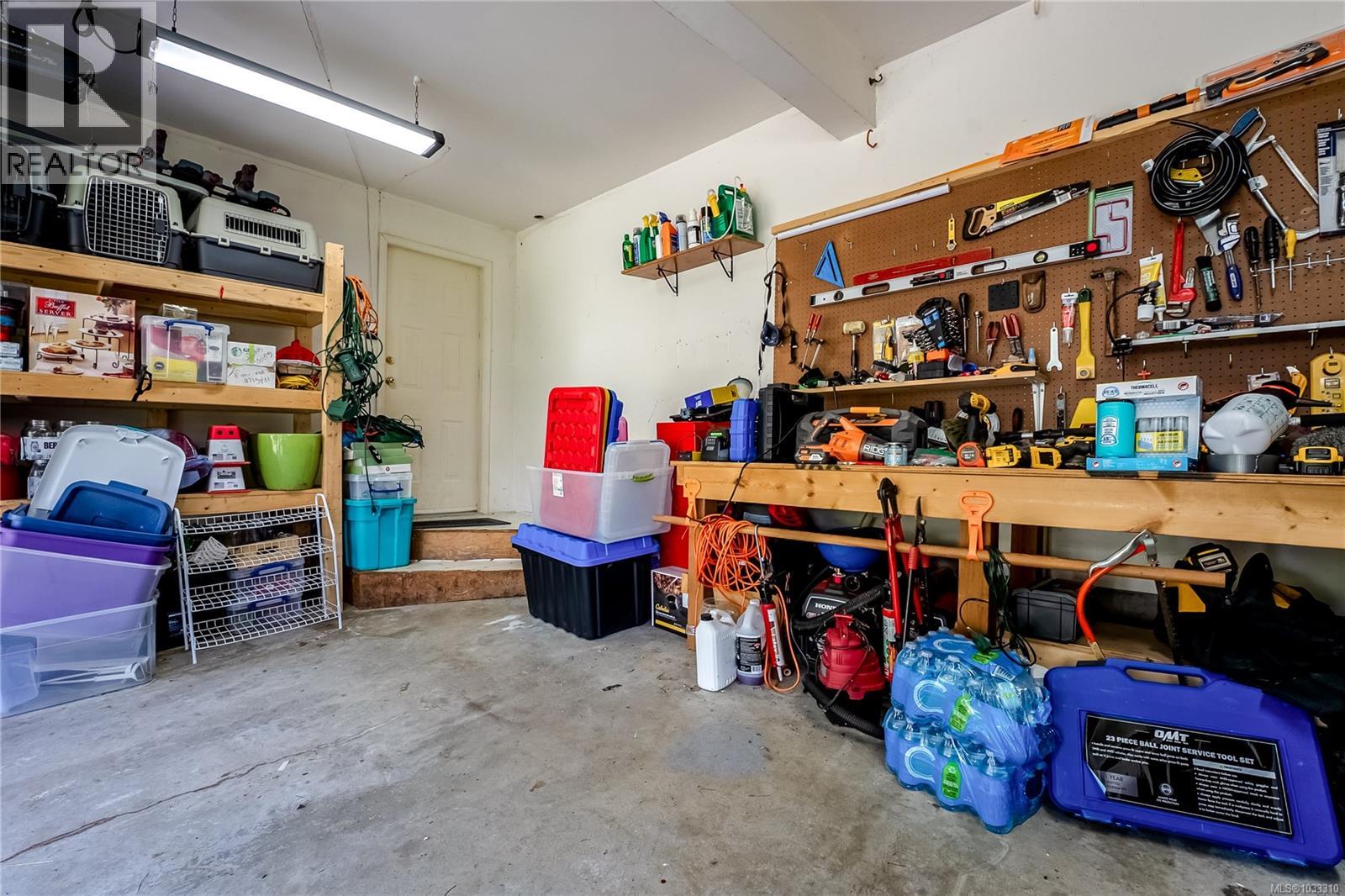 6767 Foreman Heights Dr, Sooke