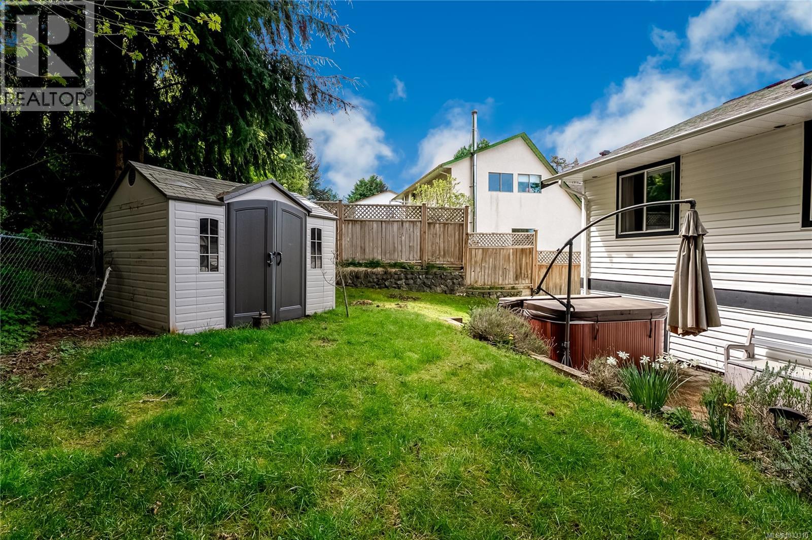 6767 Foreman Heights Dr, Sooke