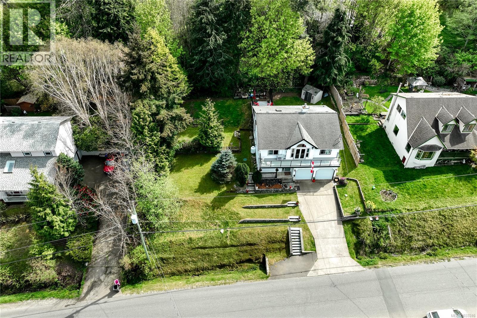 6767 Foreman Heights Dr, Sooke