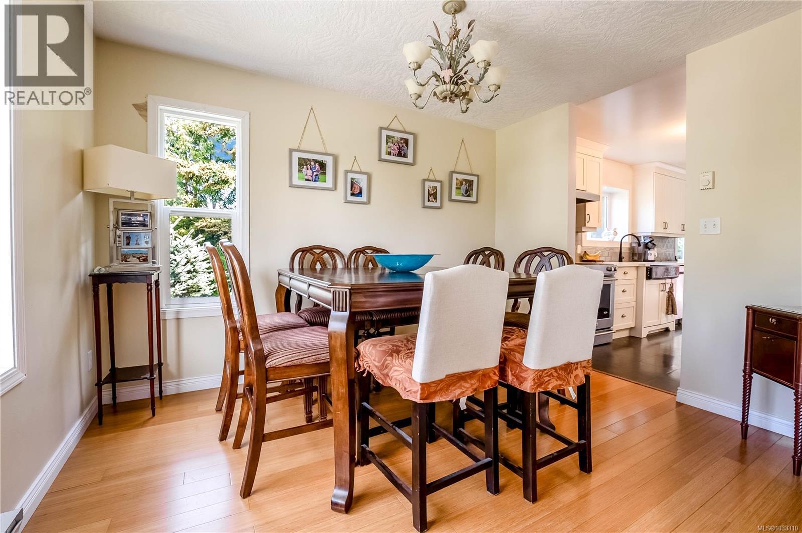 6767 Foreman Heights Dr, Sooke