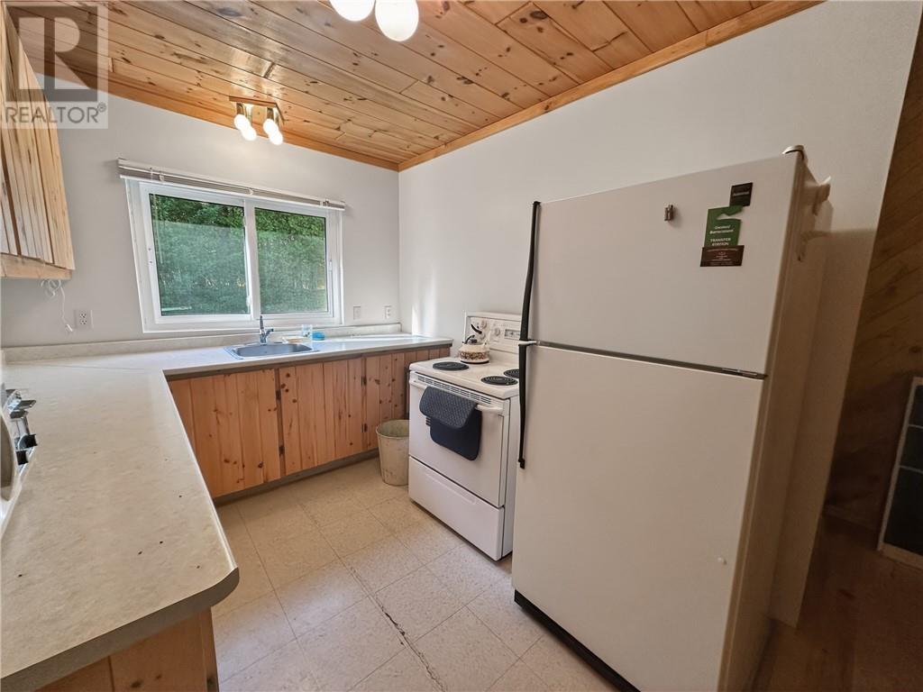1278 Ice Lake Drive, Gore Bay, Manitoulin Island, Ontario, P0P1H0 — Photo 14