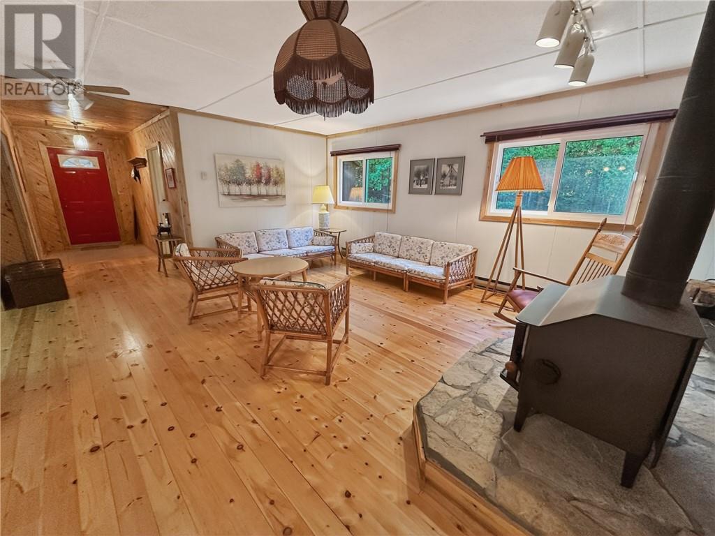 1278 Ice Lake Drive, Gore Bay, Manitoulin Island, Ontario, P0P1H0 — Photo 8
