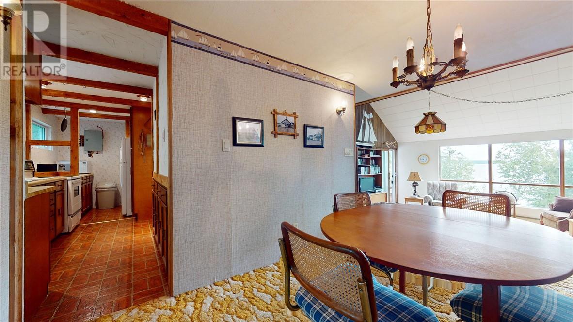 137 Runnalls Crescent, Barrie Island, Ontario, P0P1H0 — Photo 10