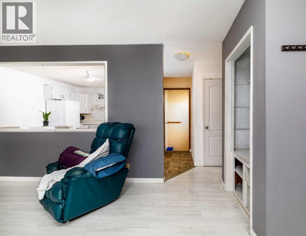 5232 38 Crescent, Innisfail