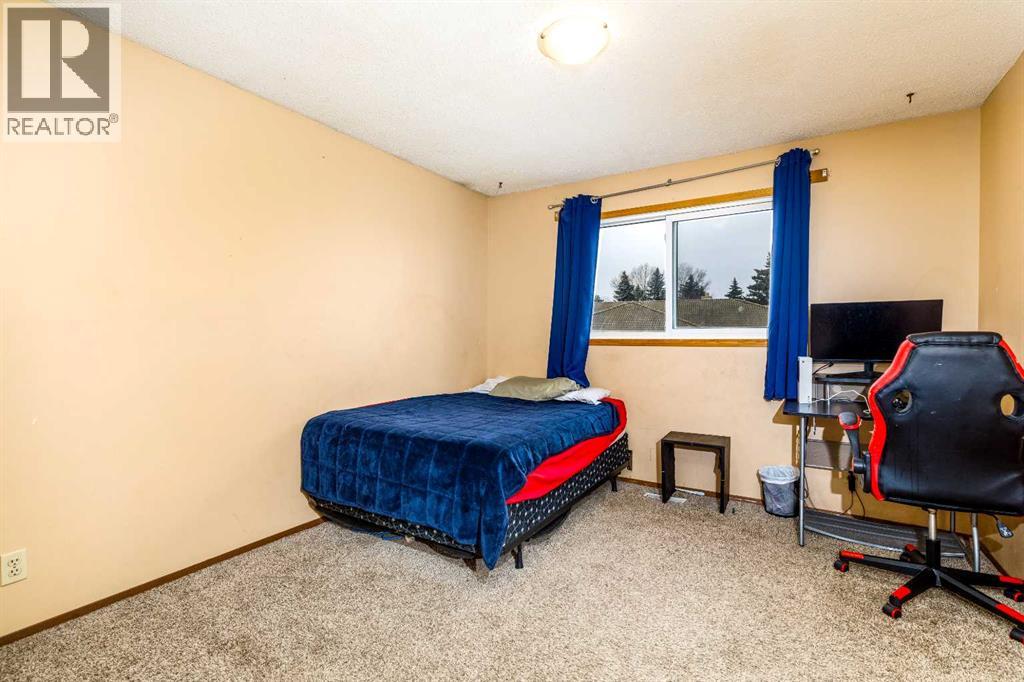 5232 38 Crescent, Innisfail