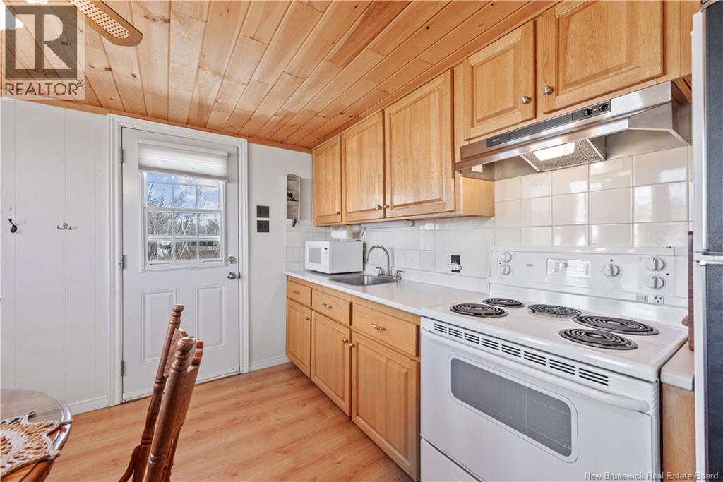 61 Baybreeze Lane - 10