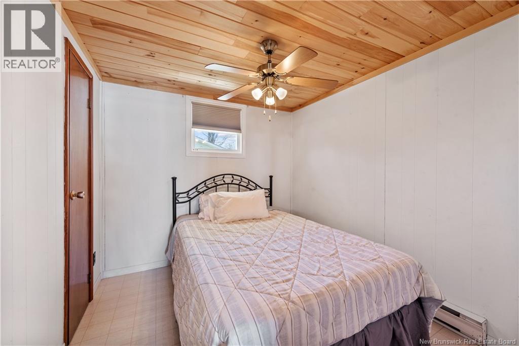 61 Baybreeze Lane - 13