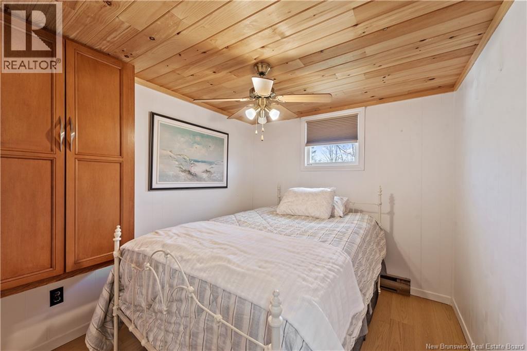 61 Baybreeze Lane - 15