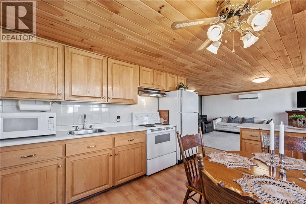 61 Baybreeze Lane - 9