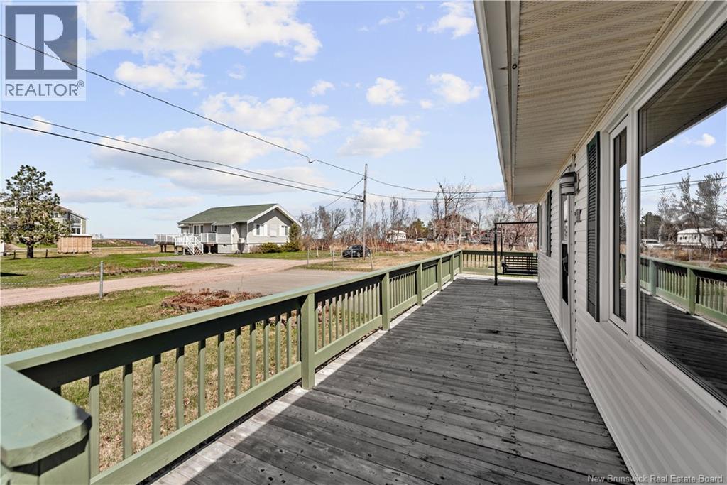 61 Baybreeze Lane - 24