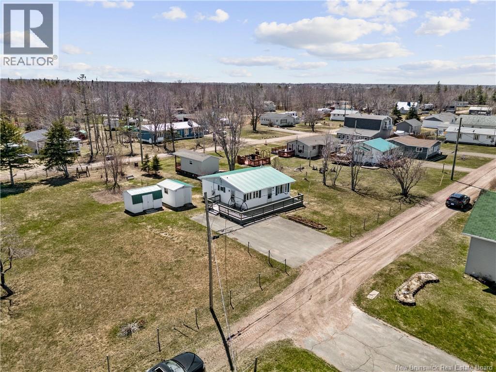 61 Baybreeze Lane - 28