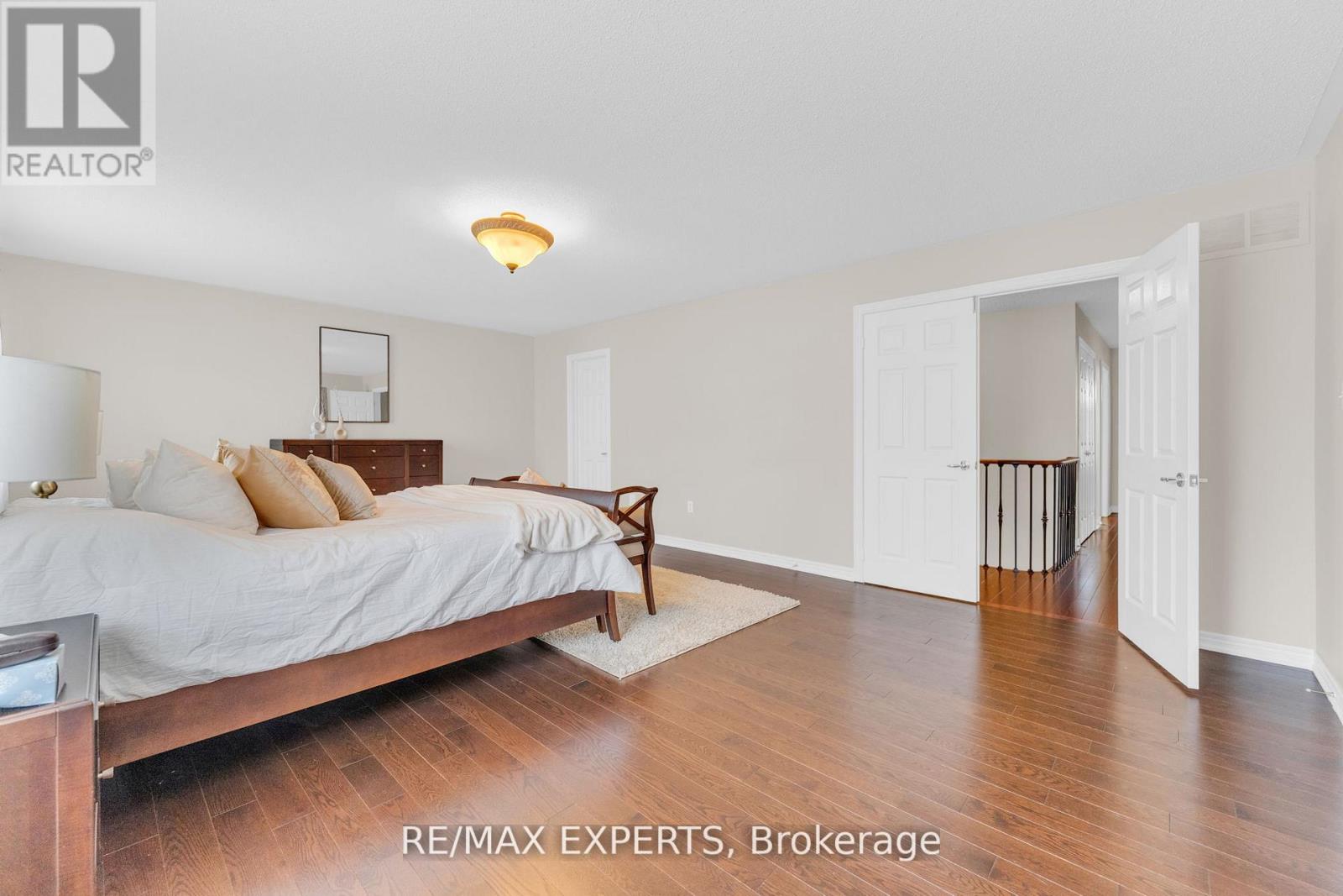 13 VILLAGEWOOD STREET - 26