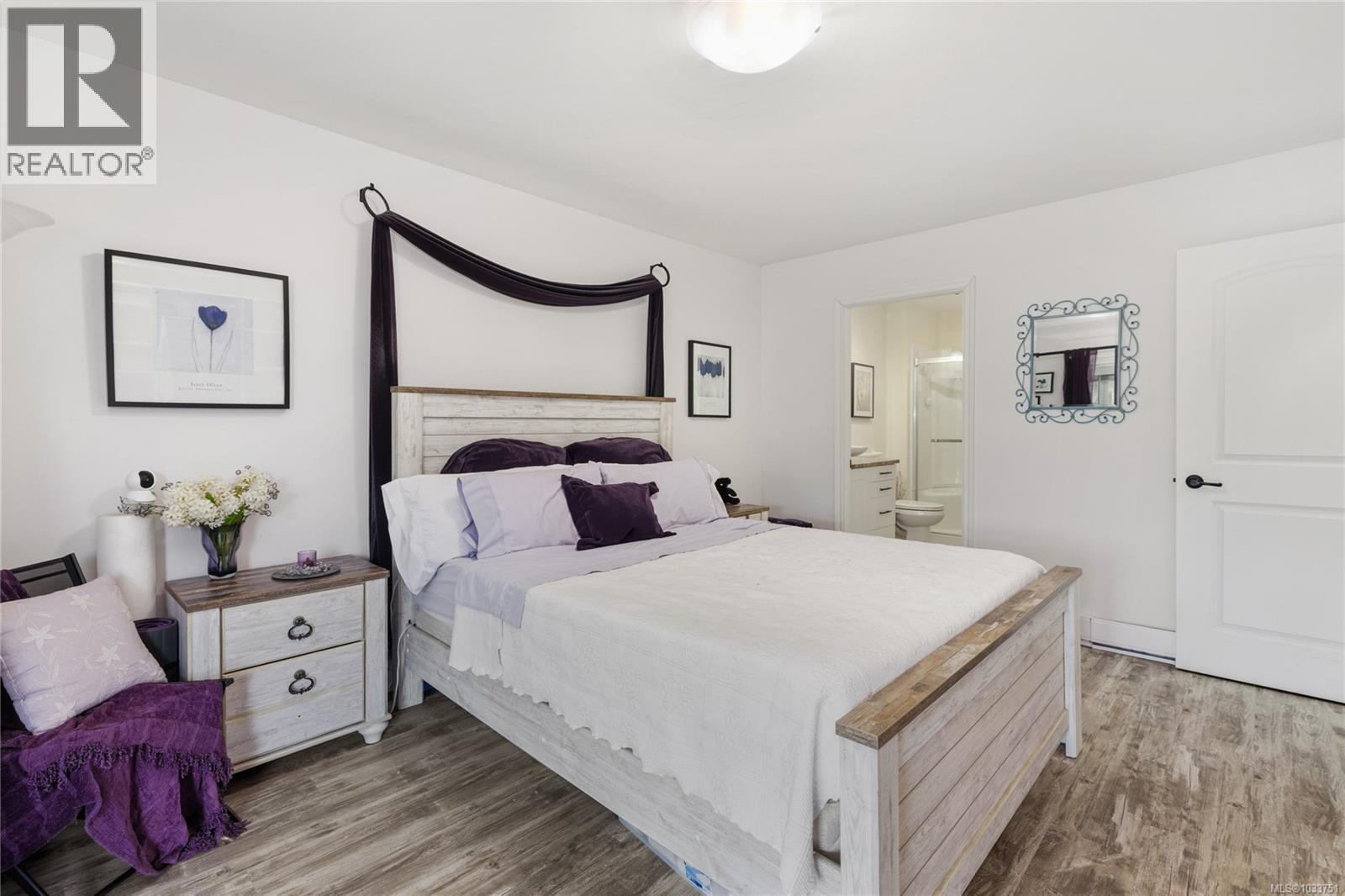 E 5784 Lakes Rd, Duncan