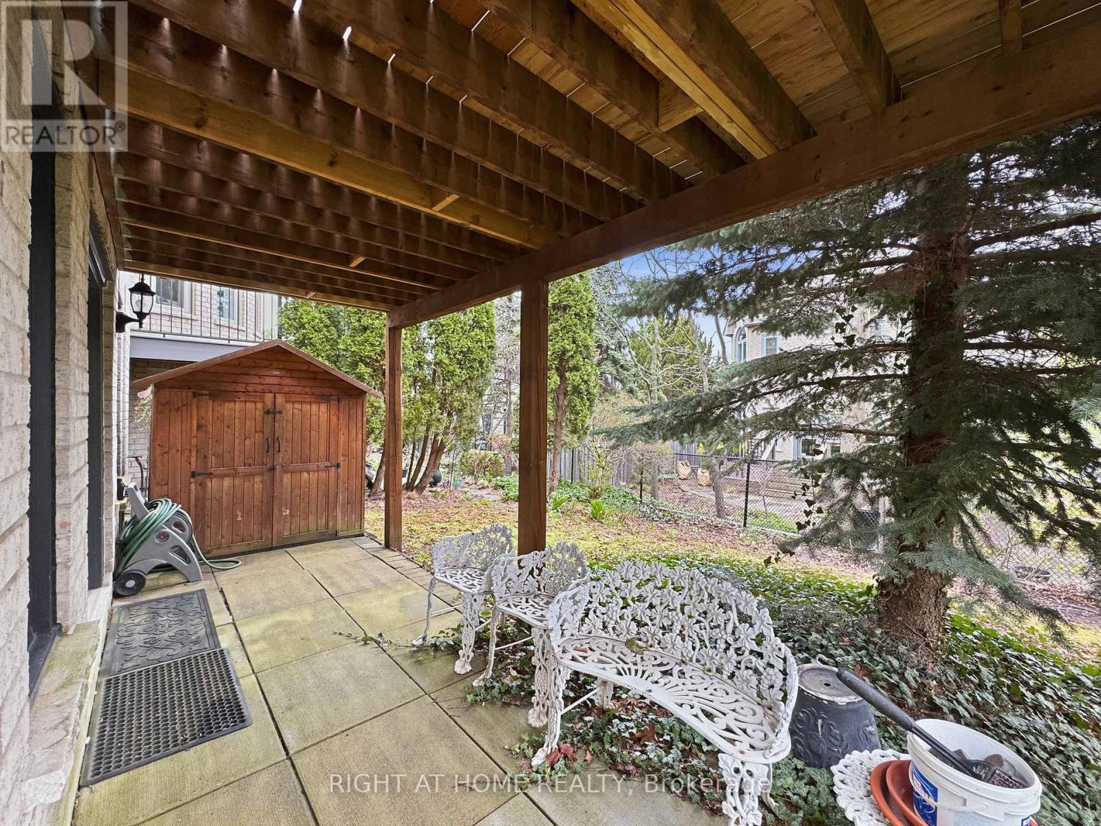 2121 PINEVALLEY CRESCENT - 38