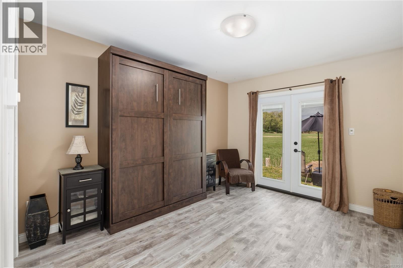 E 5784 Lakes Rd, Duncan