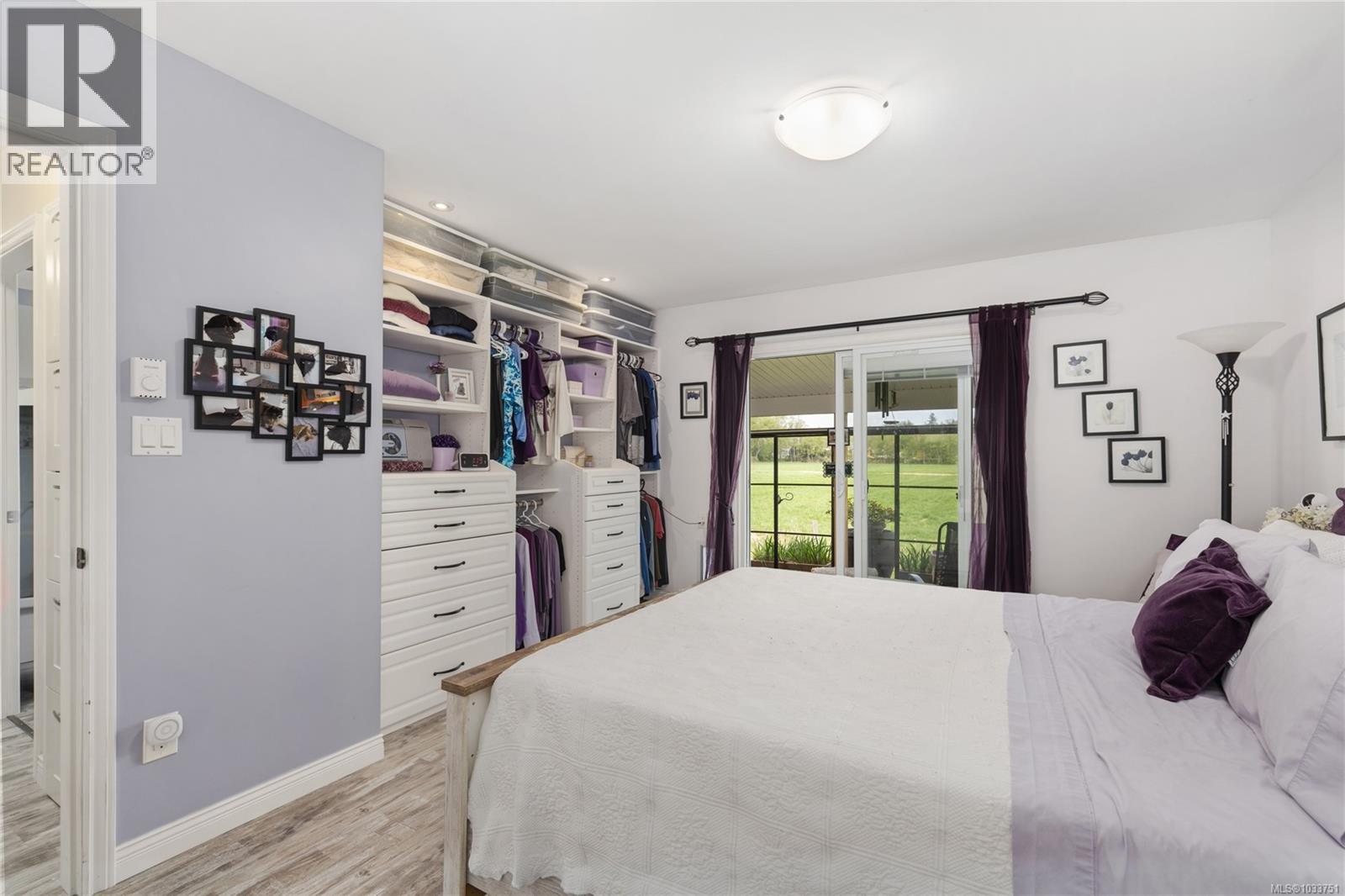 E 5784 Lakes Rd, Duncan