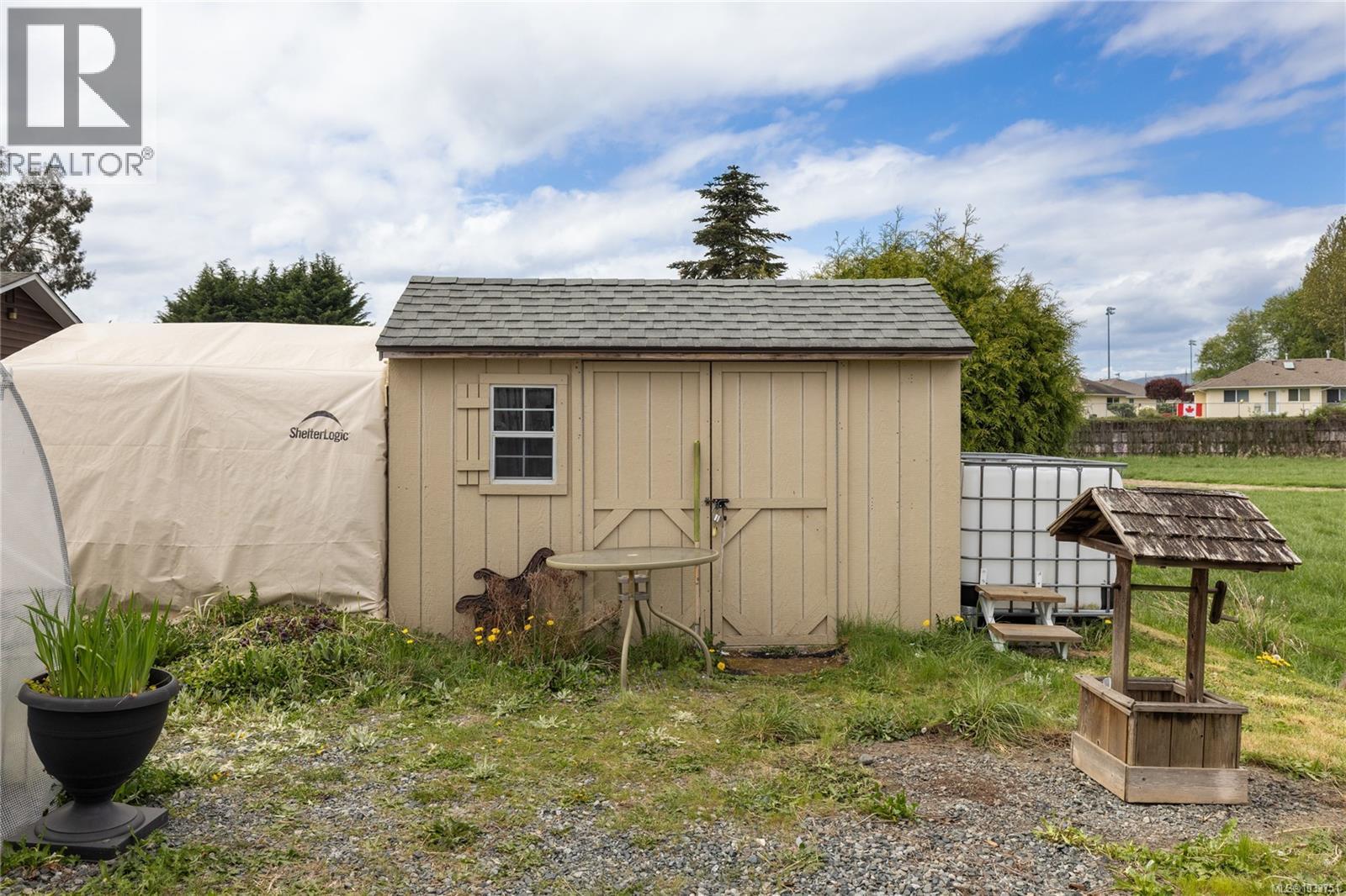 E 5784 Lakes Rd, Duncan