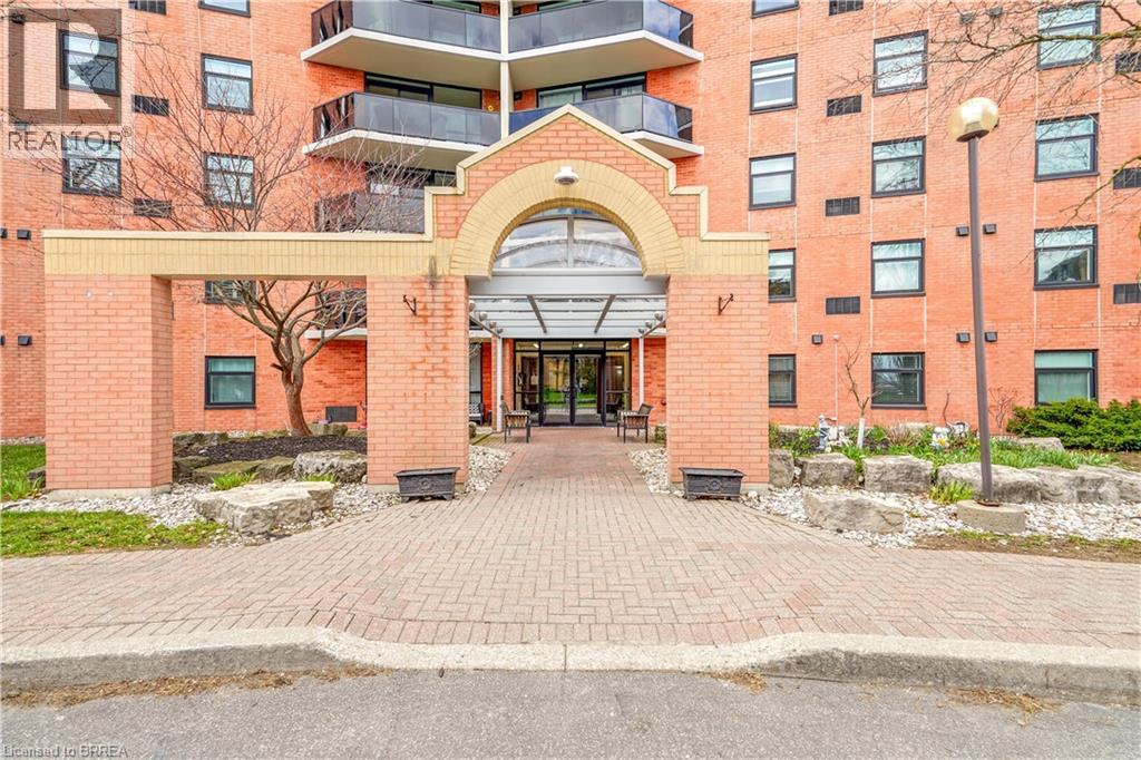 9 BONHEUR Court Unit# 207, Brantford, Ontario, N3P1Z5 — Photo 2