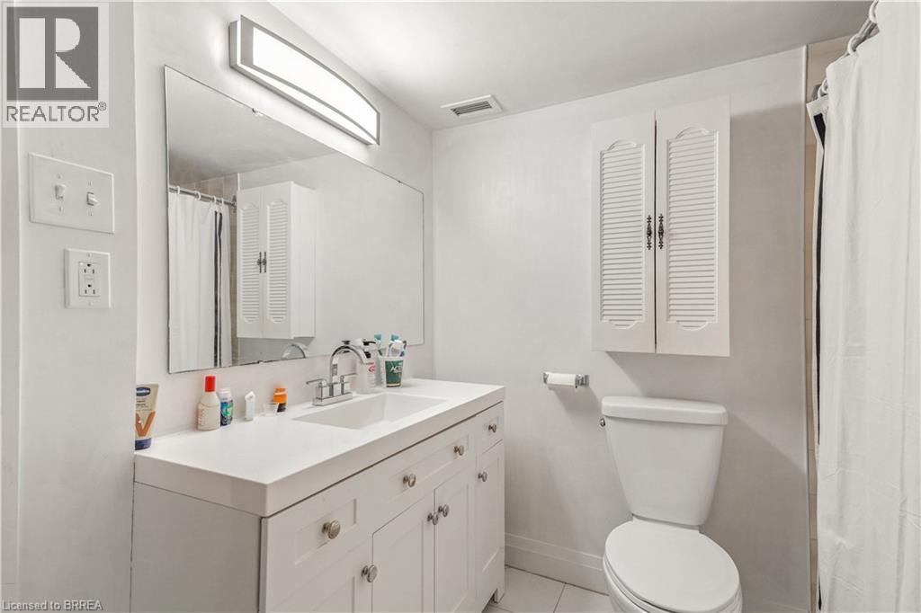 #207 9 BONHEUR Court - 23