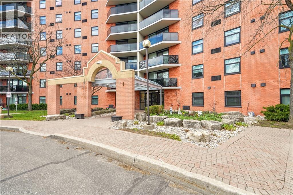 9 BONHEUR Court Unit# 207, Brantford, Ontario, N3P1Z5 — Photo 3