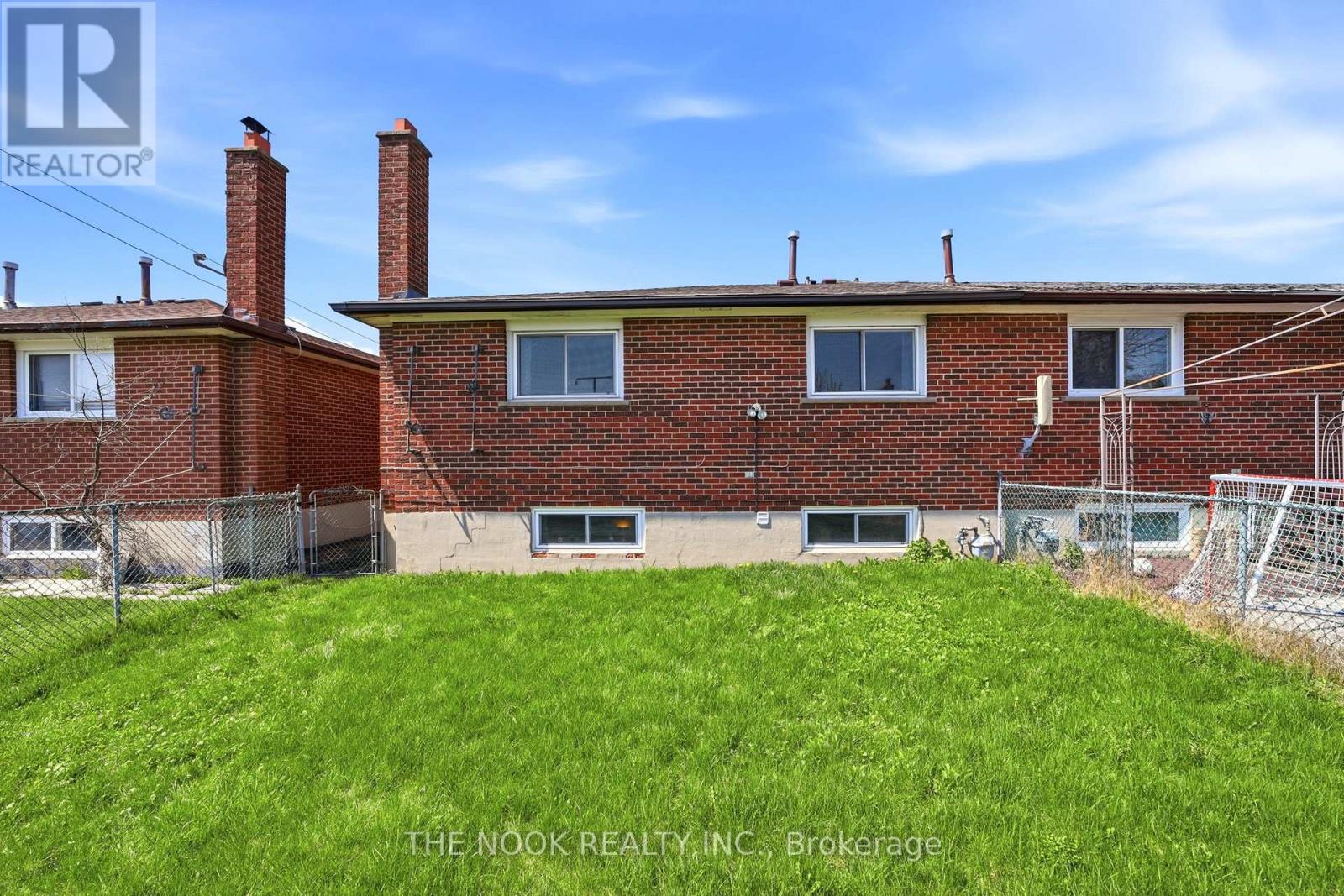 43 PROUSE DRIVE - 38