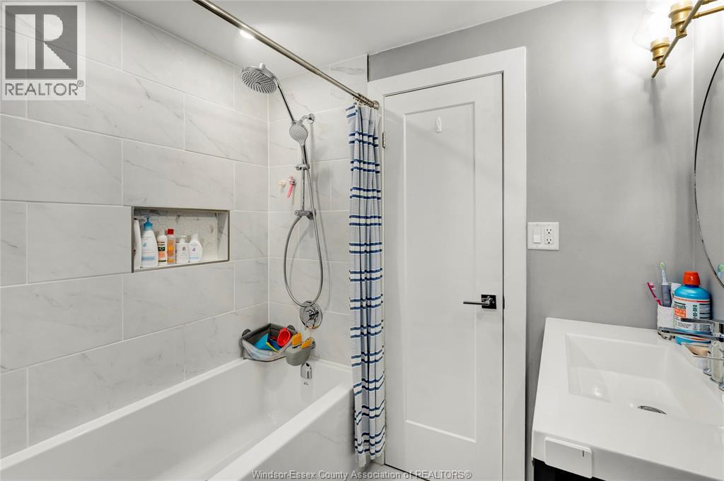 2739 MEADOWBROOK LANE, Windsor, Ontario, N8T2Y6 — Photo 16