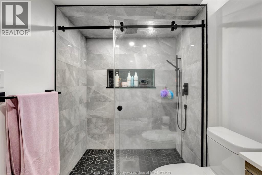 2739 MEADOWBROOK LANE, Windsor, Ontario, N8T2Y6 — Photo 19