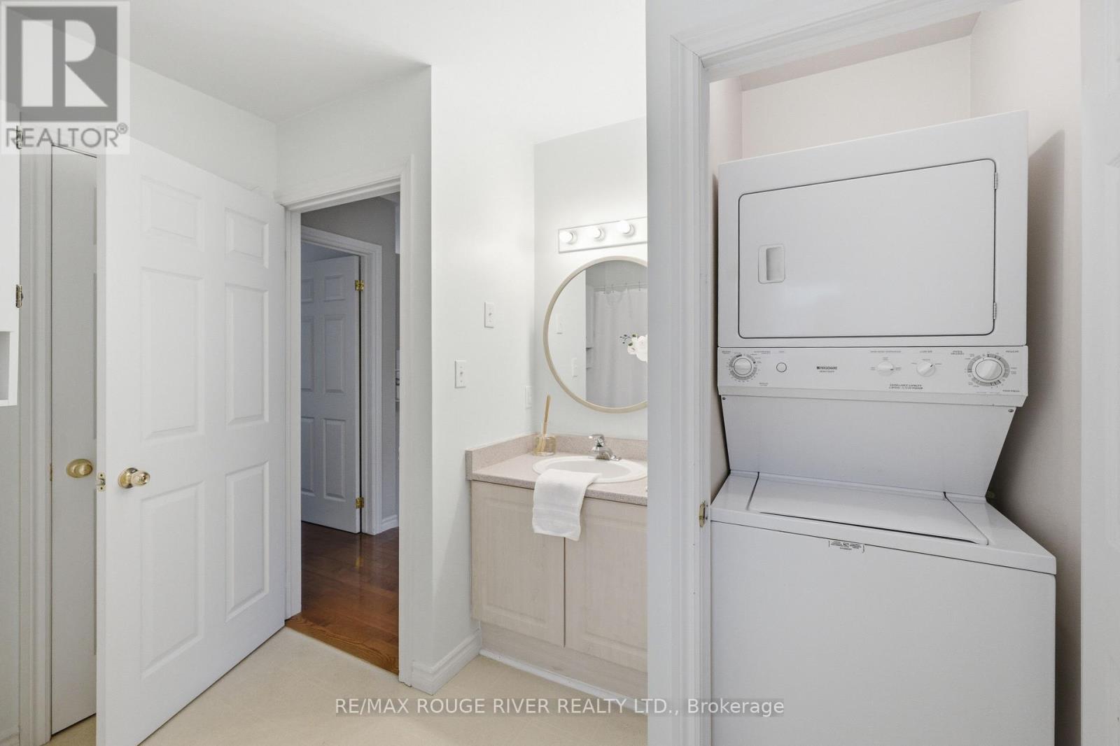 90 TREFUSIS STREET - 22