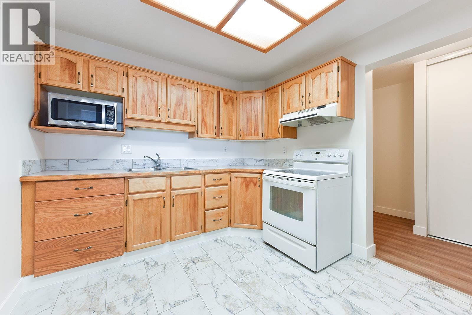 374 Winnipeg Street Unit# 407, Penticton