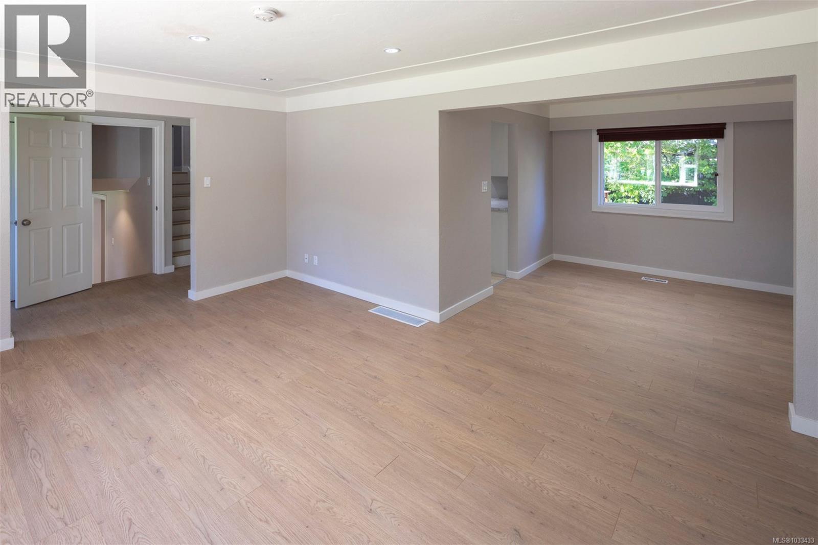 598 Cedarcrest Dr - 10