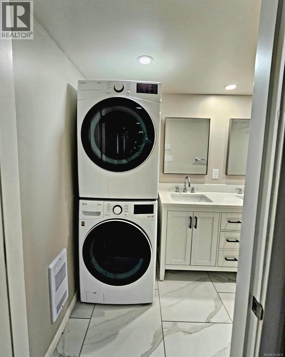 598 Cedarcrest Dr - 55