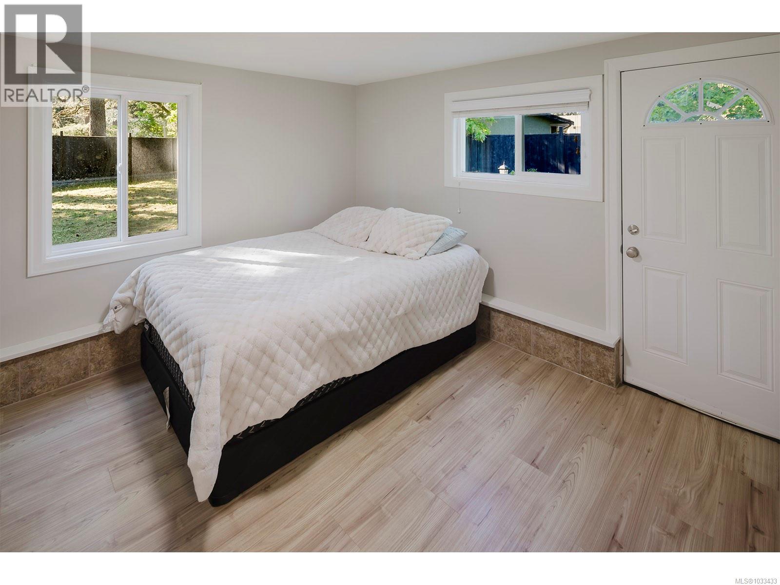 598 Cedarcrest Dr - 36