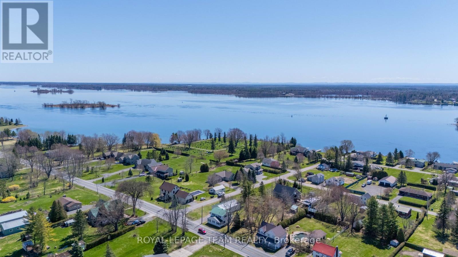 12106 LAKESHORE DRIVE - 43