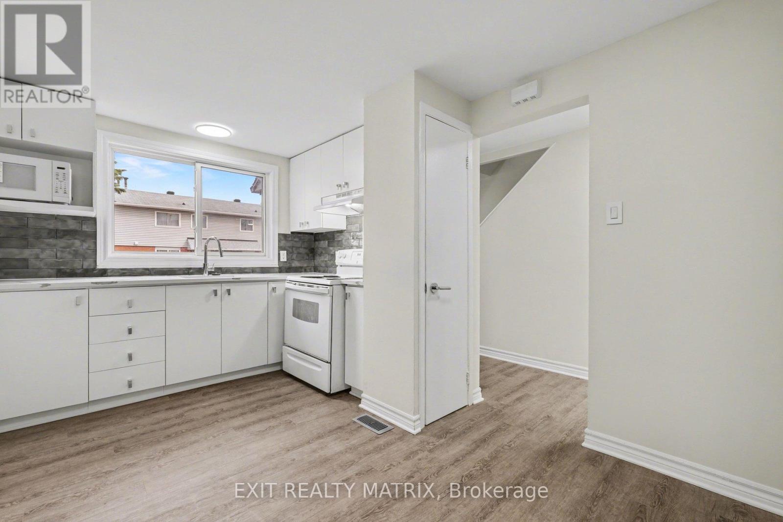 #B 1468 HEATHERINGTON ROAD - 11