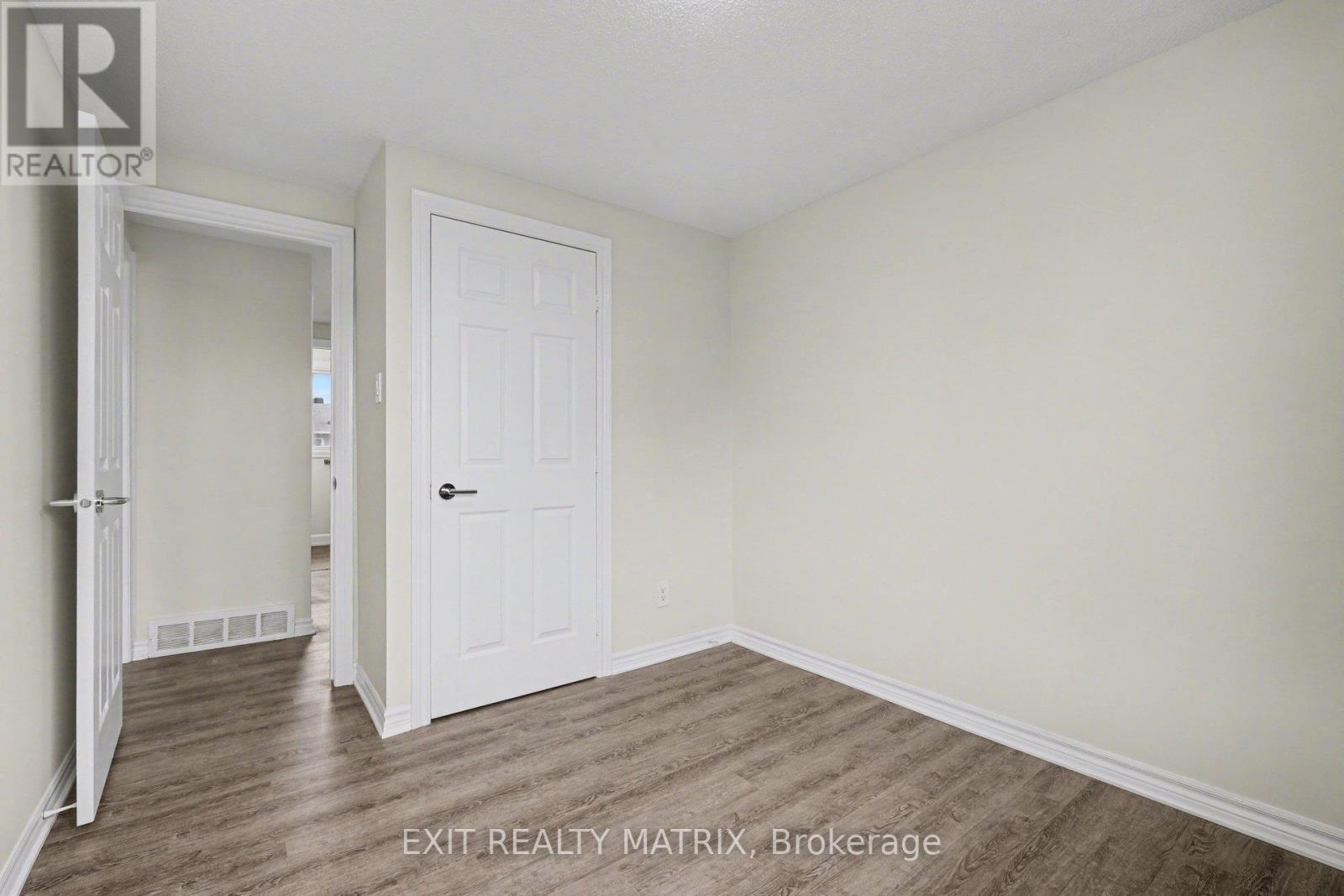 #B 1468 HEATHERINGTON ROAD - 19
